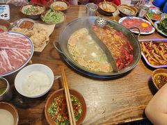 -萍姐火锅·公路夜市(武汉首店)