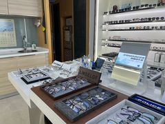 -视野联行眼镜·蔡司·尼康战略合作店(城西银泰店)