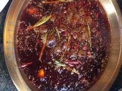 -小天鹅火锅·一线江景洪鼎旗舰店(洪崖洞店)