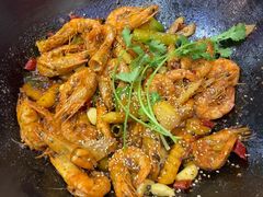 -鲁员外地锅鸡地锅鱼(古墩路店)