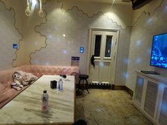 -范特西FANTASY量贩式KTV(民主广场店)