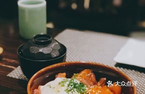 海鲜温泉盖饭