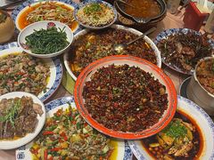 -杨记隆府重庆江湖菜(大悦城店)