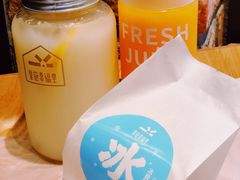 -皇冠幸福里动物奶油生日蛋糕(万达店)