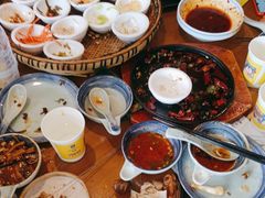 -包整·丝娃娃(一览甲秀楼风景店)