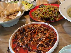 -严记小天府酸菜鱼(西四路店)