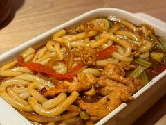 -耶里夏丽·新疆菜·28年喀什老馆(田林东路店)