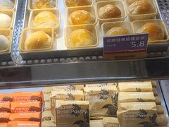 -HappyMiss花满楼·鲜花饼·鲜花茶·伴手礼(上海环球港店)