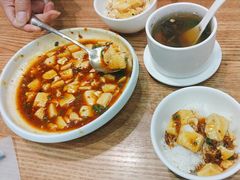 -裕记烧腊连锁餐饮(国商分店)