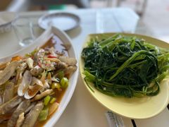 -覃记海鲜美食餐厅