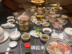 -半岛翡丽海鲜自助餐厅(观风亭店)