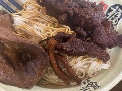 红烧牛肉面-旺泉餐饮店·清真牛肉面馆