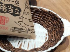-秦晋味道脆皮肉夹馍(金茂湾店)