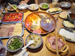 -洱火云南酸菜牛肉火锅(石景山当代商城店)