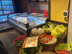 -富正毅三下锅·湘西韵味(天门山索道店)