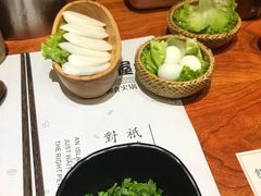 -独食火锅·半米屋台(直营总店)
