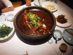 酱焖鱼头-宝轩渔府·老字号海鲜·正宗津菜(水上店)