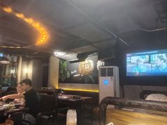 -麦凯伦烧烤·精酿超级工厂店(金桥总店)