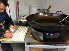 -邓记新一代糖油果子(四川煤管局供销公司职工宿舍店)