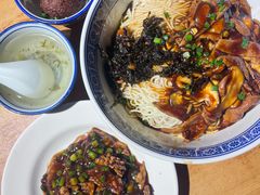 -沪西老弄堂面馆(定西路店)