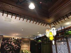 -八府香鸭·啫啫煲(华山路店)