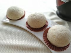 雪山酥皮焗餐包-龙禧渔村酒楼