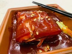 松仁樱桃肉-大鸿运酒店·苏州菜·松鼠桂鱼(观前街店)