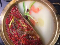 -沸炉重庆老火锅(军事博物馆店)