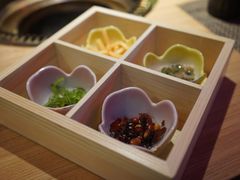 开胃小菜-吉秋田鲜和牛烧肉·肉档自选