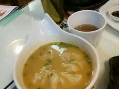 -新大咀港式茶餐厅(宝山万达店)