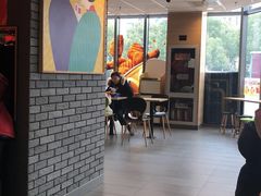 大堂-麦当劳(景城邻里中心店)