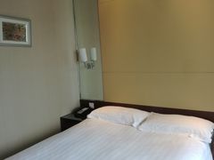 -上海徐汇瑞峰酒店