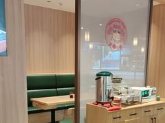 -护国寺小吃店(红莲南路店)