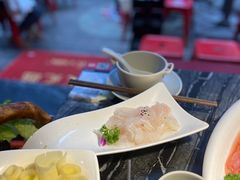 -热火朝天鲜切牛肉火锅(南强街巷店)