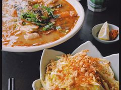 -大头虾越式风味餐厅(光明广场店)