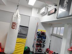-巨鹿格斗学院·拳击·搏击(石厦店)