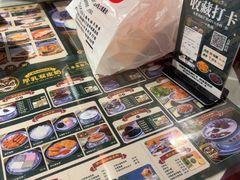 -广信牛奶甜品世家(台东店)