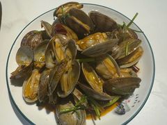 -嗨辣小聚·盘锦河蟹·海鲜烧烤龙虾(盘锦十年好店)