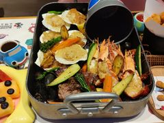 -水桶王国主题餐厅·聚会·生日派对·亲子活动·家庭套餐(亚龙湾希尔顿店)