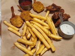 -必胜客(绿地新都会店)