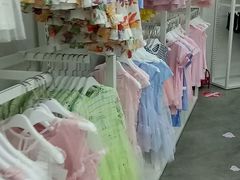 -BIGOFFS 超级折扣(仁恒伊势丹店)