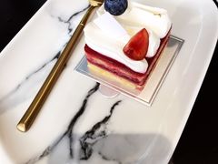 -UNI UNI(环亚凯瑟琳店)