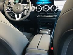 -上海德星奔驰(江杨南路店)