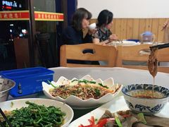 -洪霞餐馆