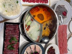 -周师兄大刀腰片火锅(磁器口直营店)