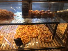 -Dough&Joe团憩(瑞虹天地月亮湾店)