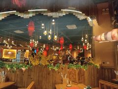 -老滇山寨•云南特色菜•地方菜•民族风情歌舞表演(金碧店)