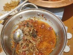 -饭怕鱼·黄焖鲟龙鱼(湖大店)