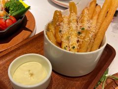 -阿妮叶李(光谷世界城店)