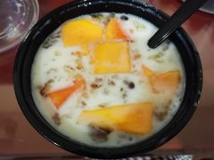 桃胶木瓜炖奶-大熊小厨(七星店)